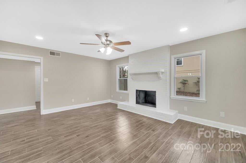 7133 Stoney Ridge Road Matthews, NC 28104 - Photo 3 of 22 Gallery Image 3