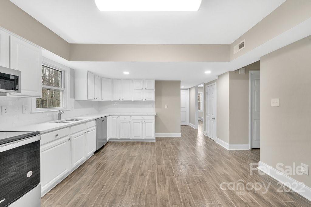 7133 Stoney Ridge Road Matthews, NC 28104 - Photo 9 of 22 Gallery Image 9