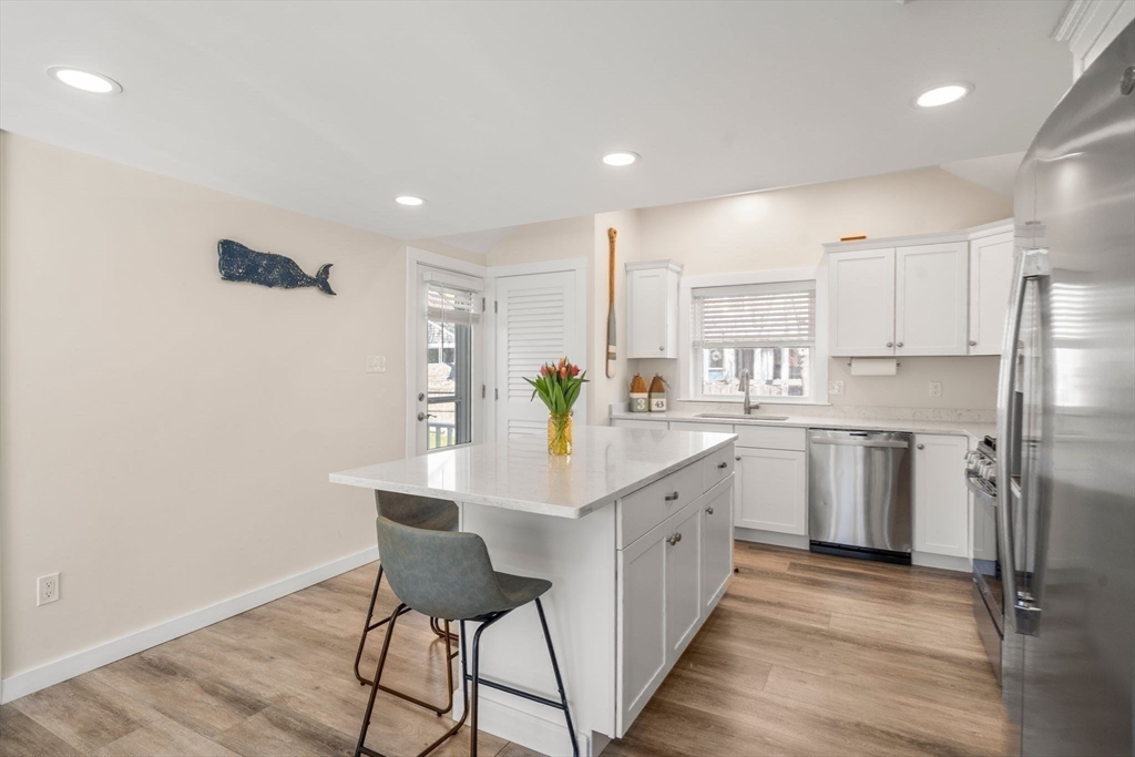 104 Hartford Road Marshfield, MA 02050 - Photo 10 of 37 Gallery Image 10