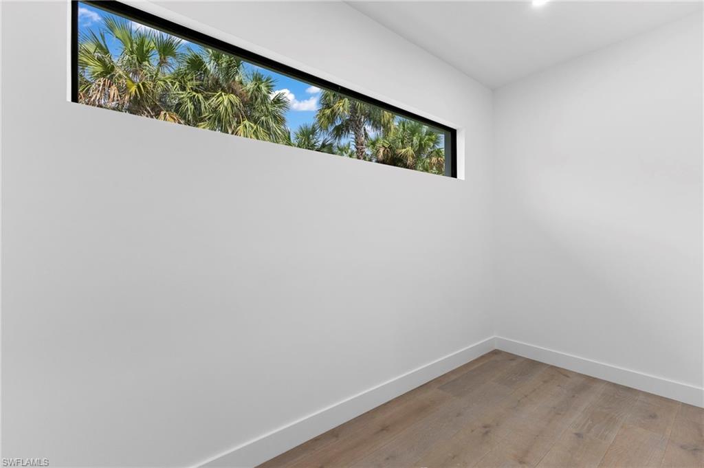 740 13th Street Northwest Naples, FL 34120 - Photo 29 of 46 Master Closet