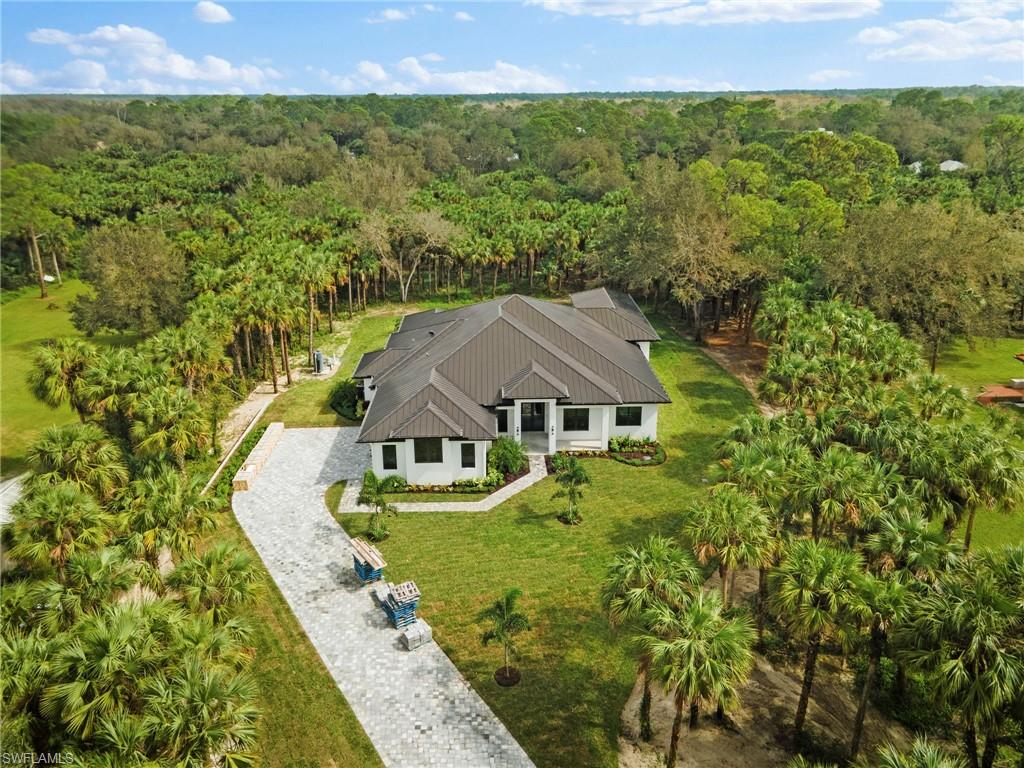 740 13th Street Northwest Naples, FL 34120 - Photo 5 of 46