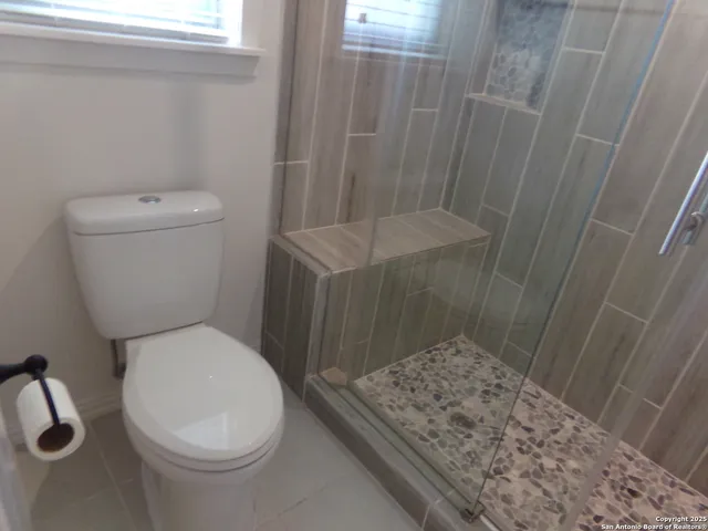 $265,000 | 615 Amistad Boulevard, Universal City, TX 78148