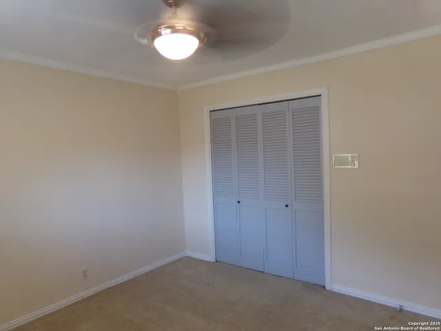 $265,000 | 615 Amistad Boulevard, Universal City, TX 78148