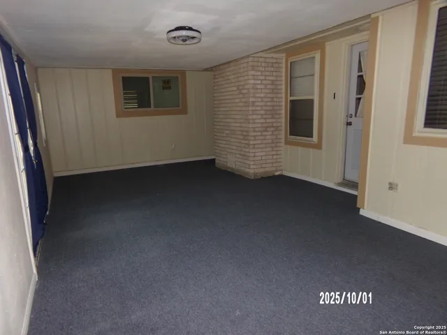 $265,000 | 615 Amistad Boulevard, Universal City, TX 78148