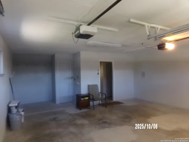 $265,000 | 615 Amistad Boulevard, Universal City, TX 78148