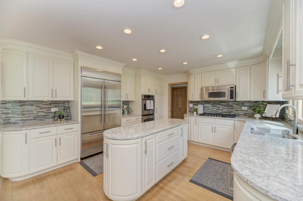 1500 Royal Oak Road Darien, IL 60561 - Photo 21 of 48