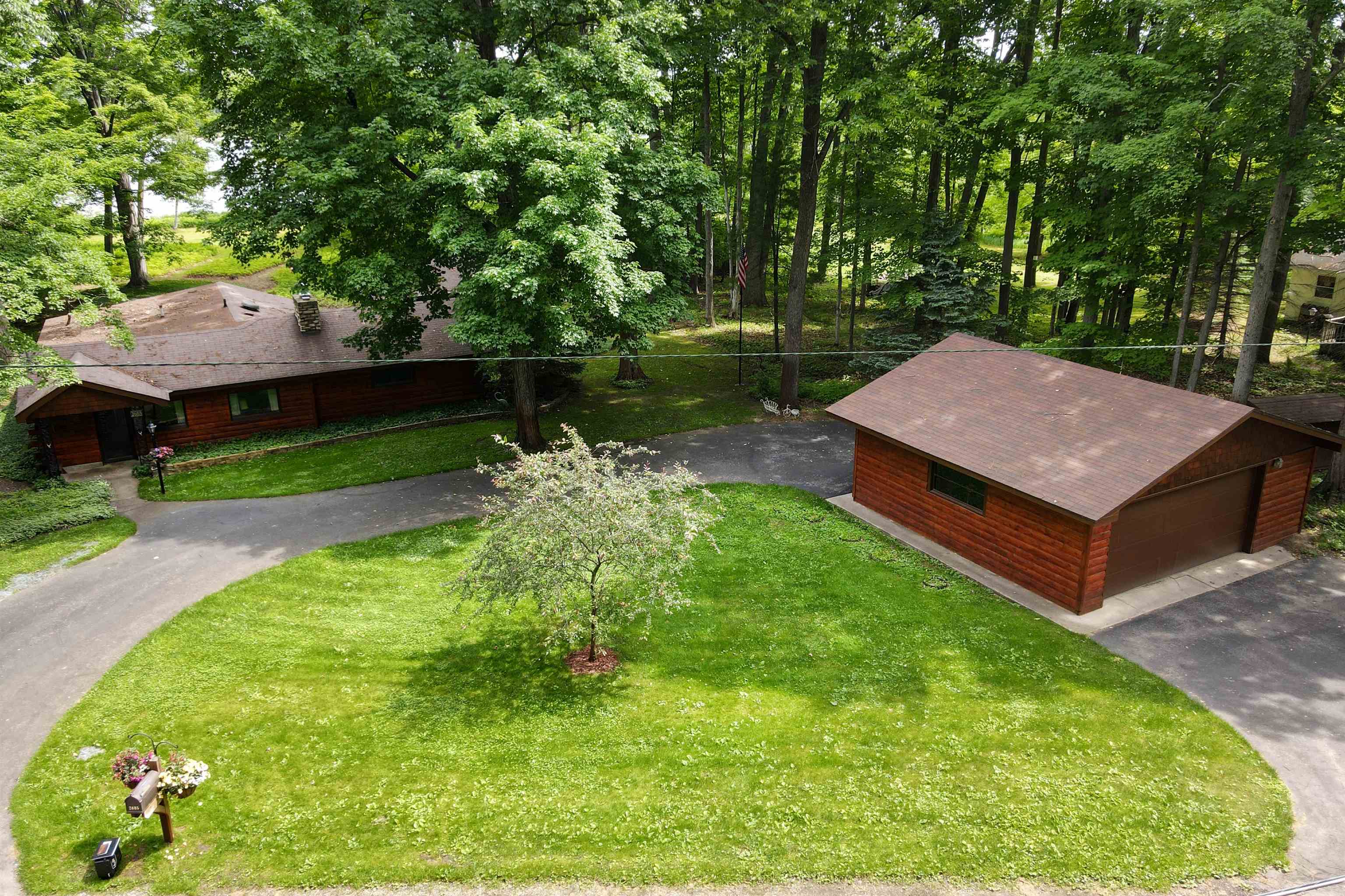 2685 Tonawanda Road Grawn, MI 49637 - Photo 4 of 25 1947415-744fe4c9-3f16-482f-b214-8611d3d807d5.JPG