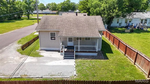 $70,000 | 601 5th Street, East Alton, IL 62024