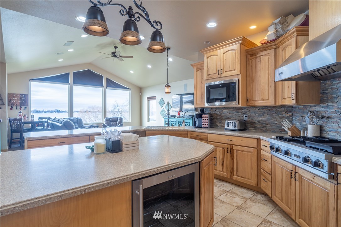 2416 Elgin Road Northeast Moses Lake, WA 98837 - Photo 16 of 40 Gallery Image 16