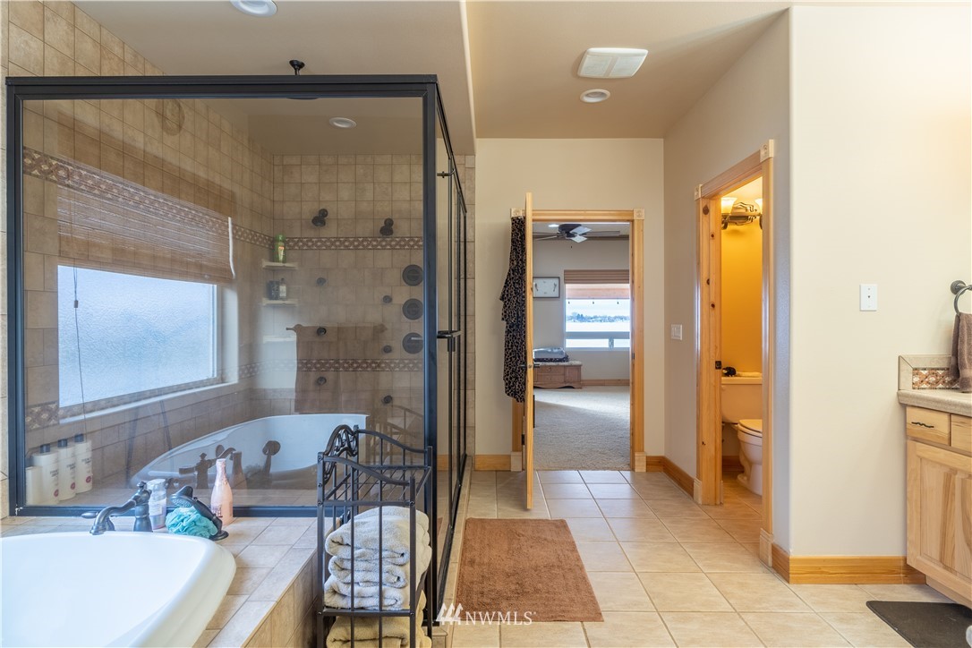 2416 Elgin Road Northeast Moses Lake, WA 98837 - Photo 25 of 40 Gallery Image 25