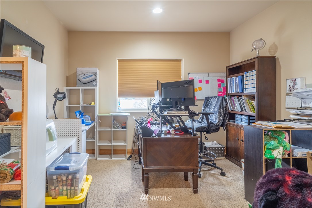 2416 Elgin Road Northeast Moses Lake, WA 98837 - Photo 29 of 40 Gallery Image 29