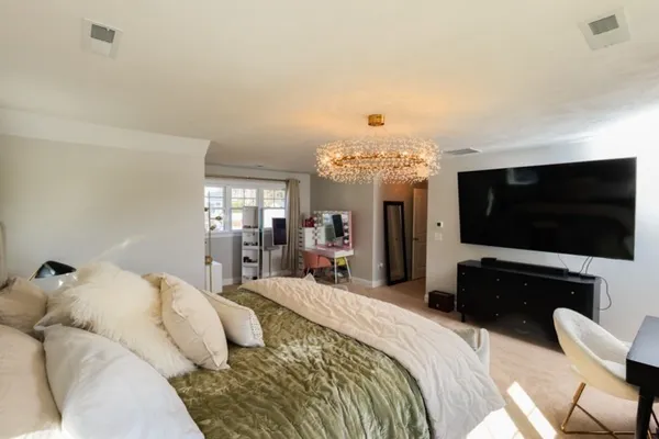 $925,000 | 31 Lilac Avenue, Bellingham, MA 02019