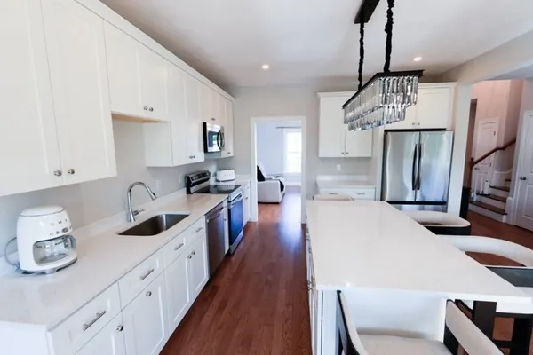 $925,000 | 31 Lilac Avenue, Bellingham, MA 02019