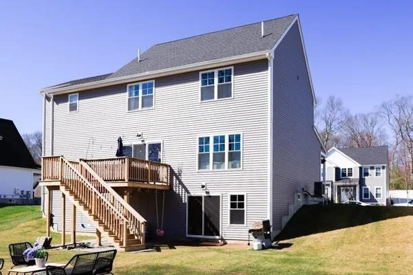 $925,000 | 31 Lilac Avenue, Bellingham, MA 02019