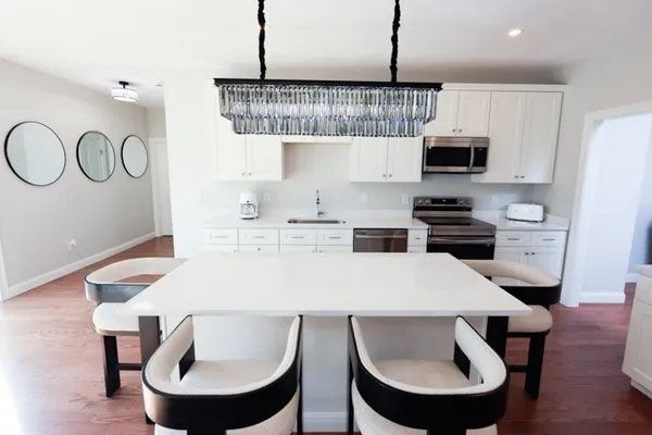 $925,000 | 31 Lilac Avenue, Bellingham, MA 02019