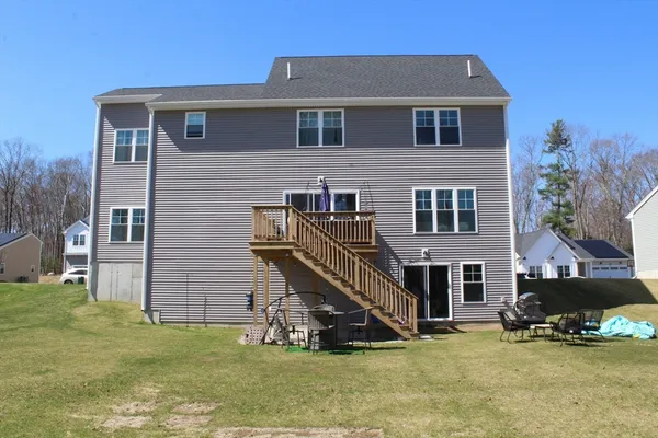 $969,000 | 31 Lilac Avenue, Bellingham, MA 02019