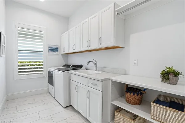 $1,849,500 | 14386 Laguna Springs Lane, Naples, FL 34114