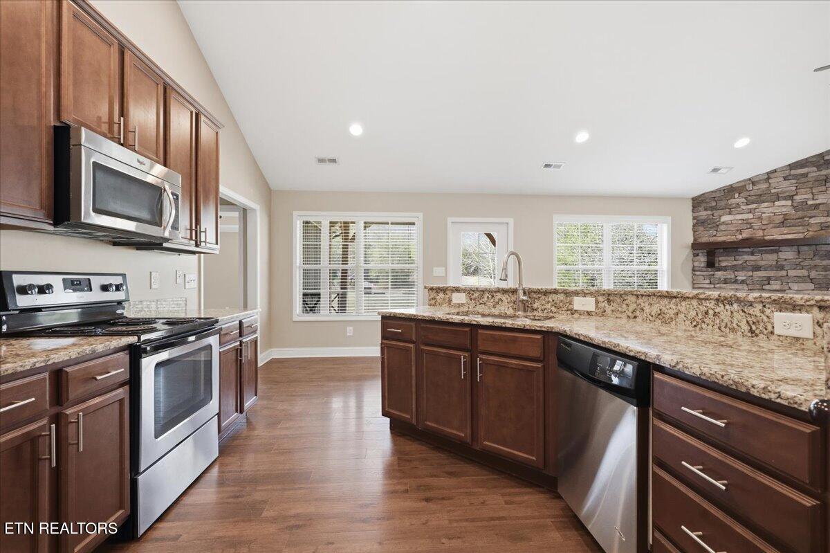 7025 Thomas Weaver Road Knoxville, TN 37938 - Photo 11 of 26 11-004_7K9A6641