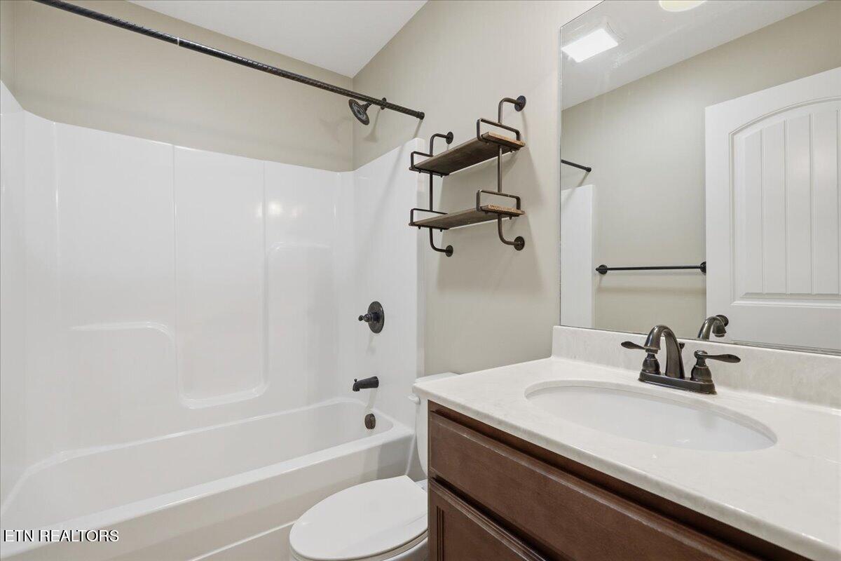 7025 Thomas Weaver Road Knoxville, TN 37938 - Photo 21 of 26 21-014_7K9A6629