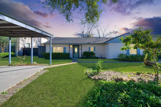 $2,850 | 1404 Aldrich Street, Houston, TX 77055