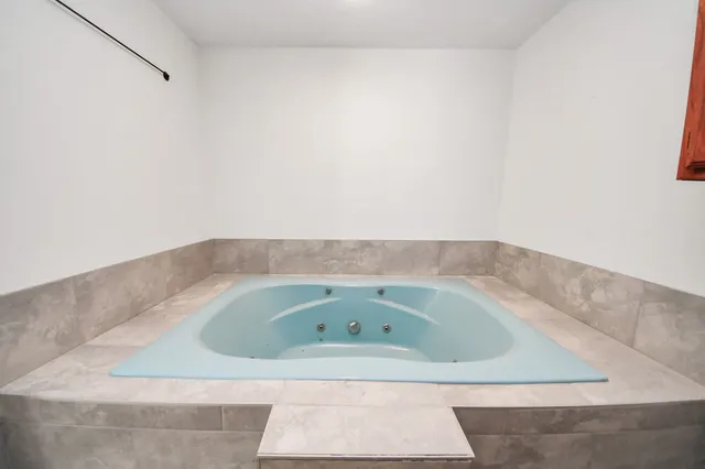 $2,850 | 1404 Aldrich Street, Houston, TX 77055