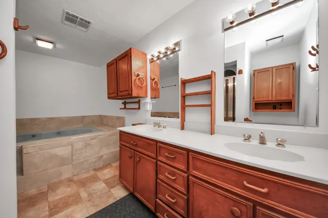 $2,850 | 1404 Aldrich Street, Houston, TX 77055