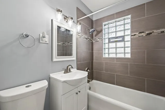 $325,000 | 7535 West 61st Street, Summit, IL 60501