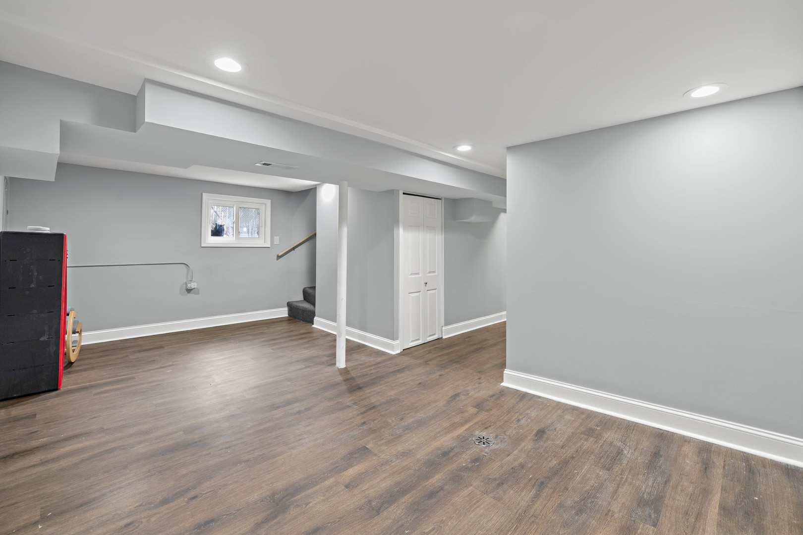 7535 West 61st Street Summit Argo, IL 60501 - Photo 20 of 28 an empty room with wooden floor