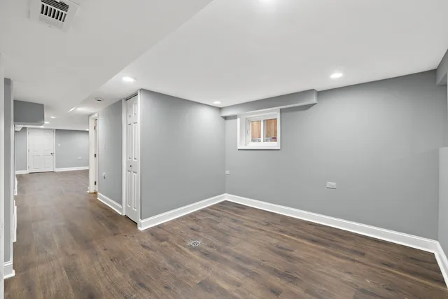 $325,000 | 7535 West 61st Street, Summit, IL 60501