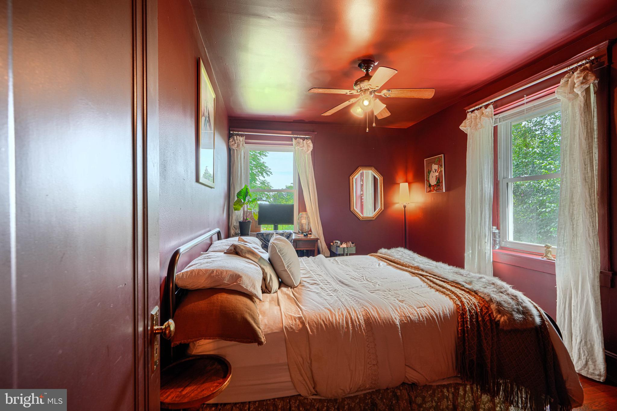 4606 Cedar Garden Road Baltimore, MD 21229 - Photo 34 of 46