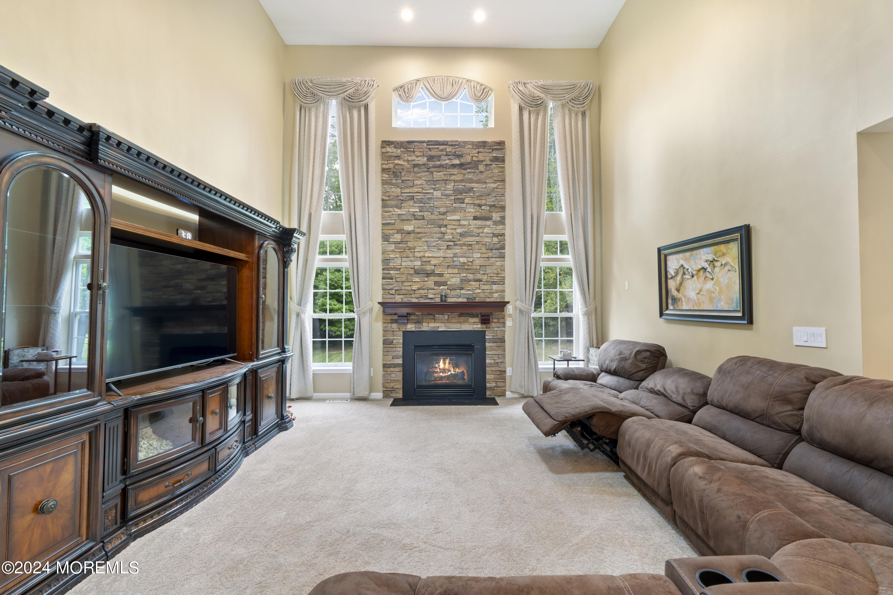 1 Bridgewater Road Farmingdale, NJ 07727 - Photo 12 of 51 image-7