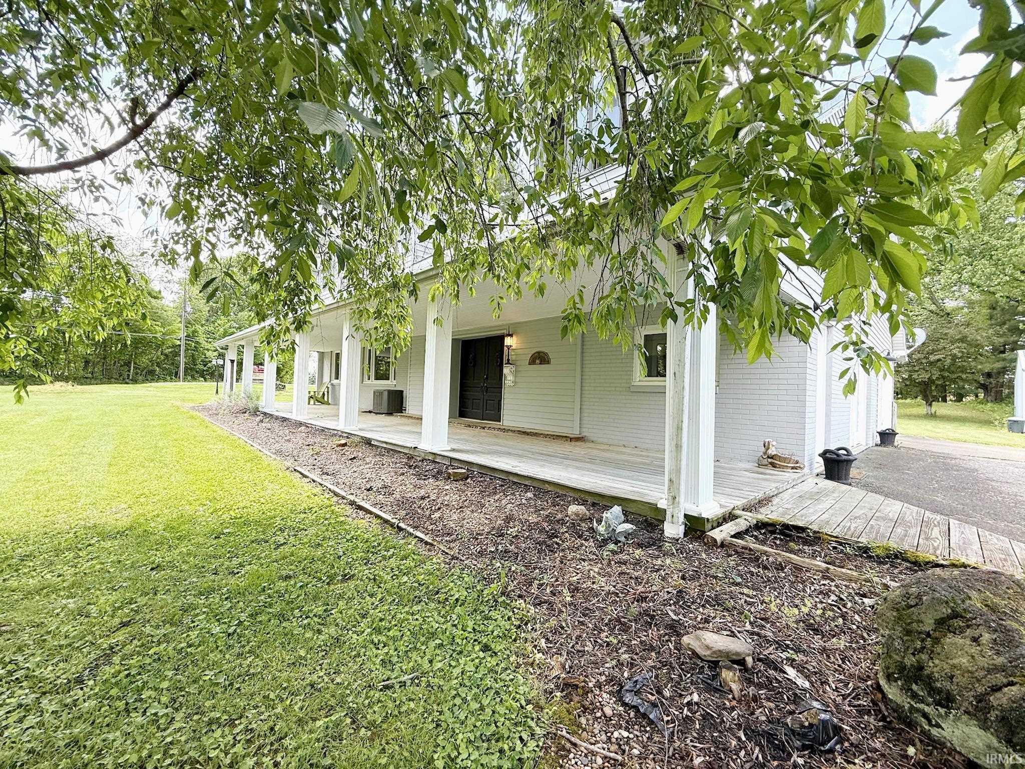 3621 Tunnelton Road Bedford, IN 47421 - Photo 4 of 36