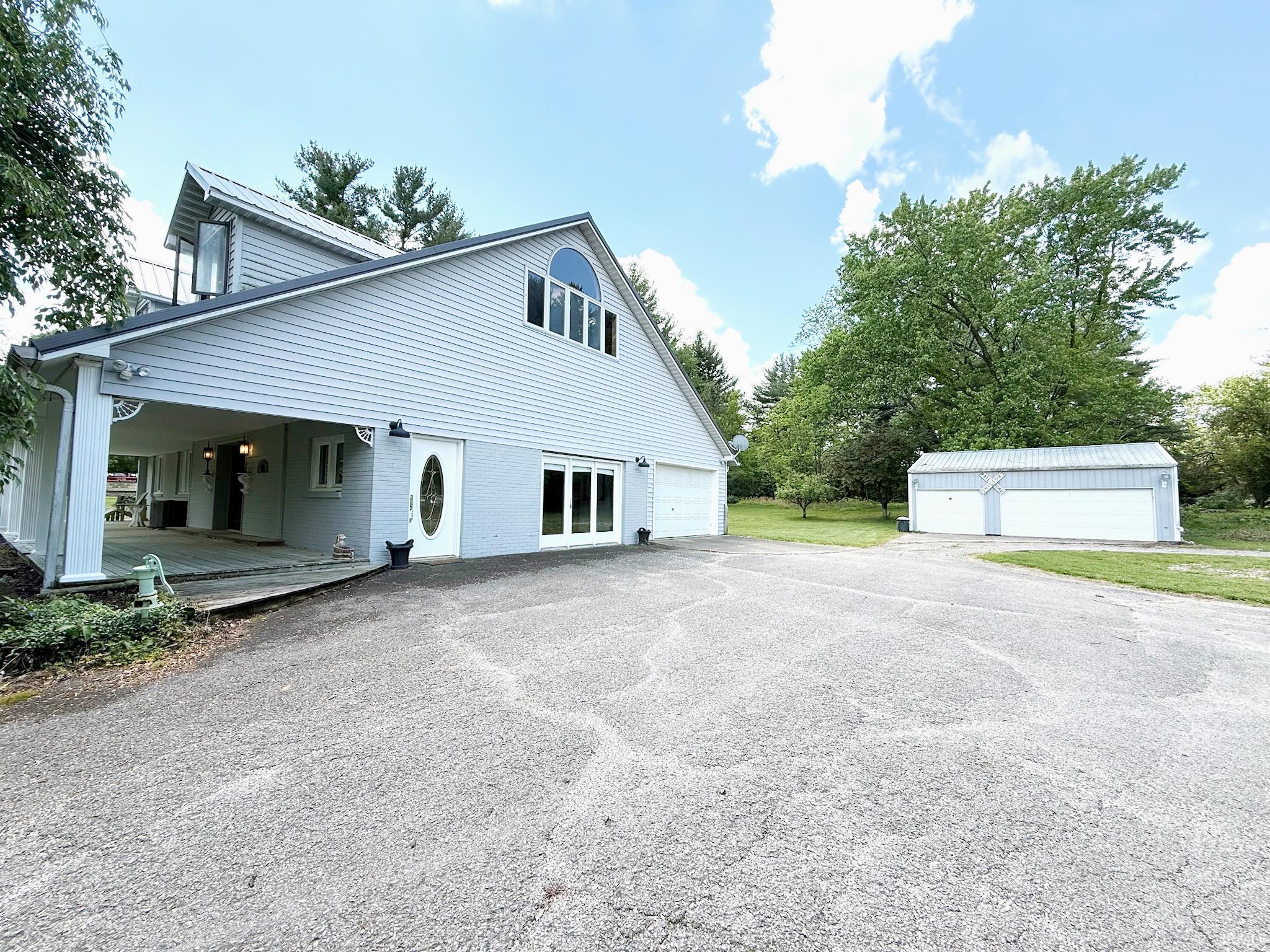 3621 Tunnelton Road Bedford, IN 47421 - Photo 5 of 36
