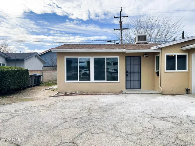 $429,900 | 1560 West Ave H-10, Lancaster, CA 93534