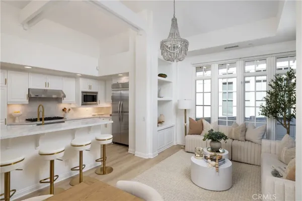 $2,375,000 | 2545 Bungalow Place, Unit 12, Corona del Mar, CA 92625