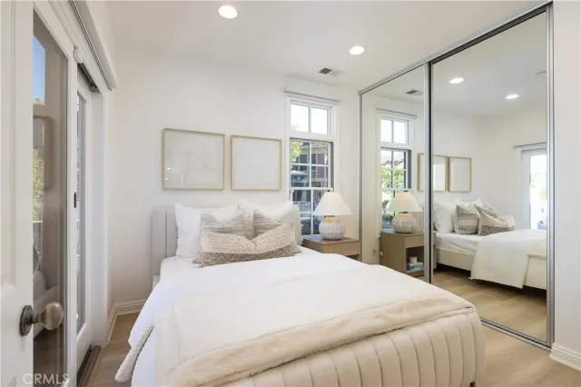 $2,495,000 | 2545 Bungalow Place, Unit 12, Corona del Mar, CA 92625