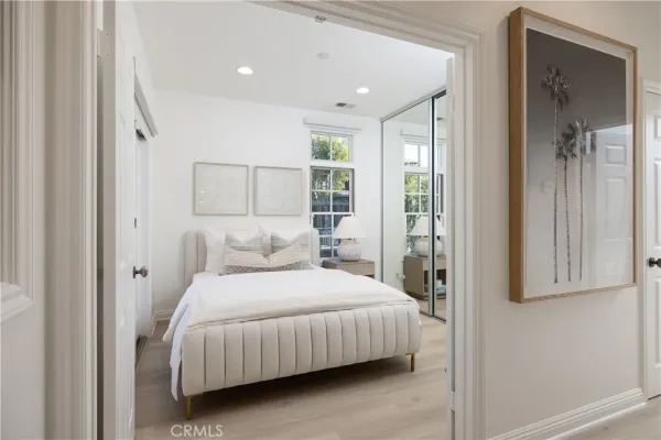 $2,375,000 | 2545 Bungalow Place, Unit 12, Corona del Mar, CA 92625