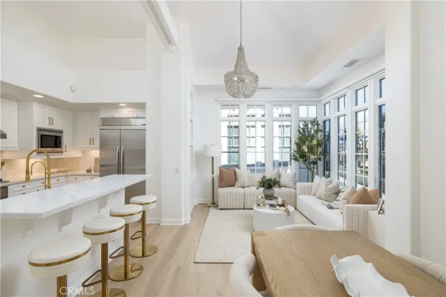 $2,495,000 | 2545 Bungalow Place, Unit 12, Corona del Mar, CA 92625