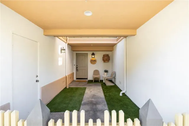 $2,495,000 | 2545 Bungalow Place, Unit 12, Corona del Mar, CA 92625