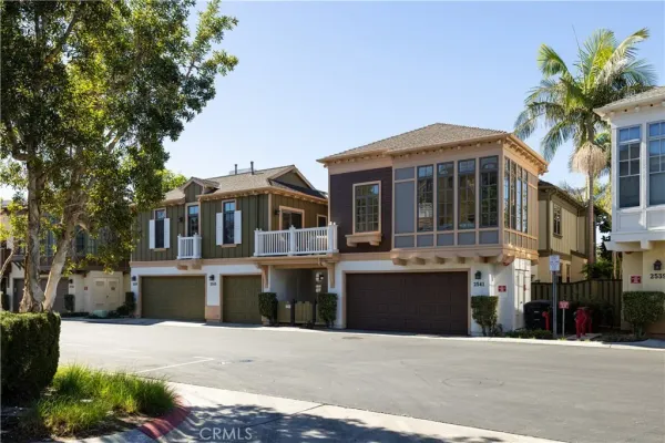 $2,375,000 | 2545 Bungalow Place, Unit 12, Corona del Mar, CA 92625