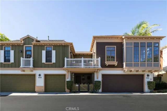 $2,495,000 | 2545 Bungalow Place, Unit 12, Corona del Mar, CA 92625