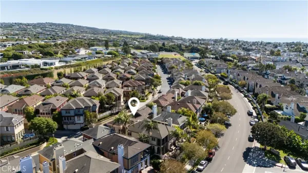 $2,375,000 | 2545 Bungalow Place, Unit 12, Corona del Mar, CA 92625