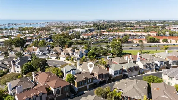 $2,375,000 | 2545 Bungalow Place, Unit 12, Corona del Mar, CA 92625