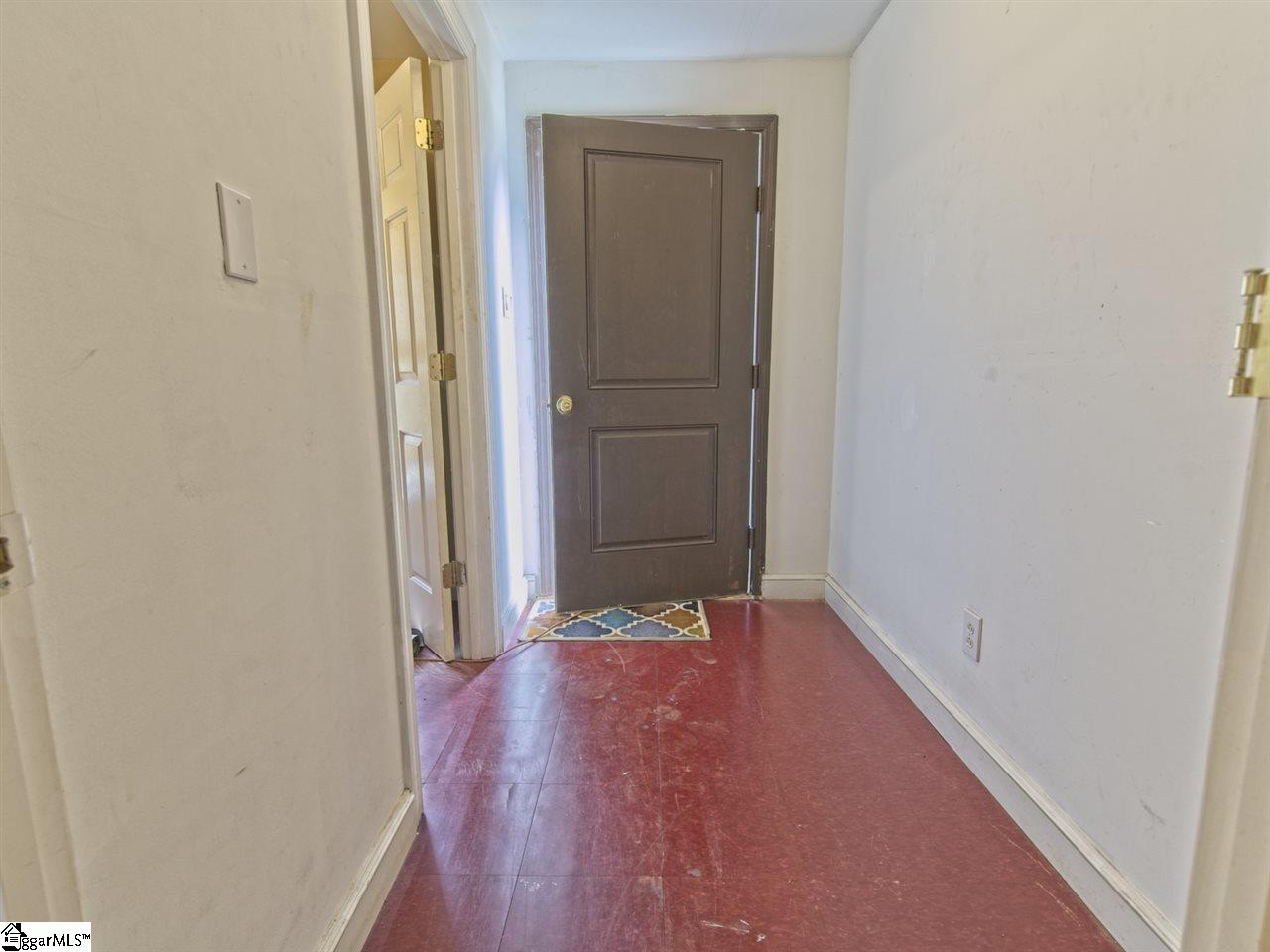1715 Old Easley Bridge Road Greenville, SC 29611 - Photo 13 of 27 Gallery Image 13