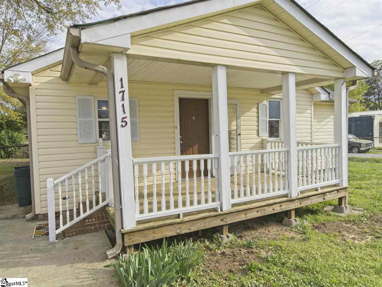 1715 Old Easley Bridge Road Greenville, SC 29611 - Photo 4 of 27 Gallery Image 4