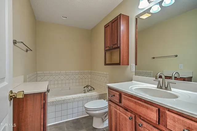 $349,000 | 377 Elbert Way, Bristol, VA 24202