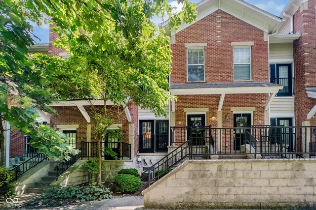 $275,000 | 1018 Reserve Way, Indianapolis, IN 46220