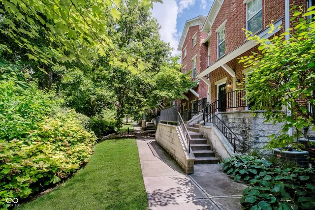 $275,000 | 1018 Reserve Way, Indianapolis, IN 46220