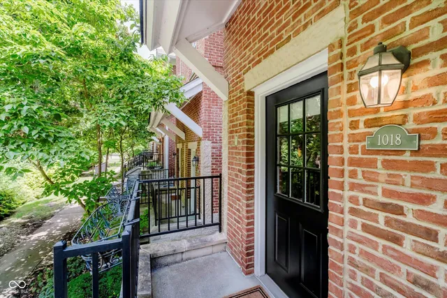 $275,000 | 1018 Reserve Way, Indianapolis, IN 46220