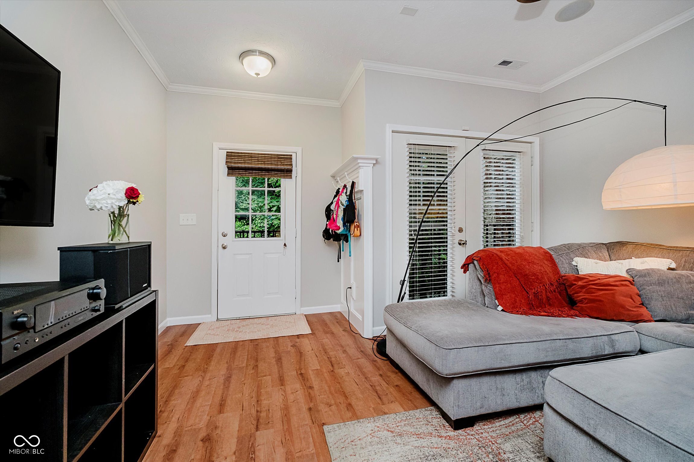 1018 Reserve Way Indianapolis, IN 46220 - Photo 6 of 31